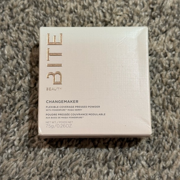 NEW Bite Beauty Changemaker Flexible Coverage Pressed Powder - Picture 2 of 6